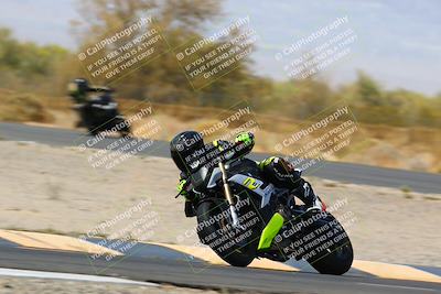 media/Apr-09-2022-SoCal Trackdays (Sat) [[c9e19a26ab]]/Turn 3 (135pm)/